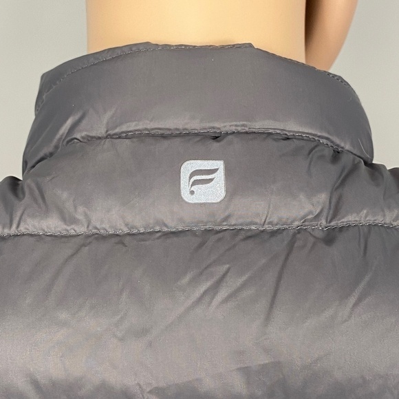 Fabletics down filled packable grey vest size medium - Picture 5 of 8